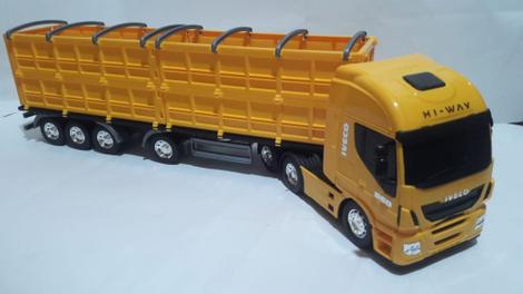 PHD BRINQUEDOS  Miniatura Iveco Hi Way Graneleira Usual