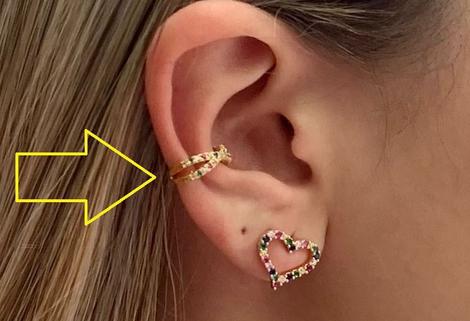 Piercing Fake Orelha Branco Cartilagem Folheado Ouro Par - Shelook