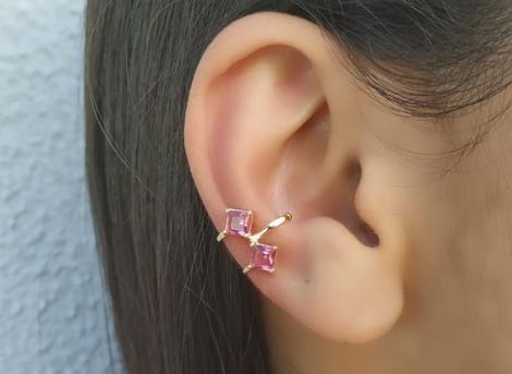 Piercing Fake Orelha Branco Cartilagem Folheado Ouro Par - Shelook