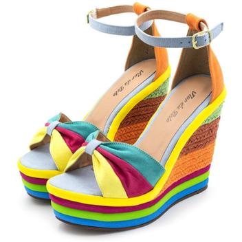 Sandalia anabela colorida new arrivals