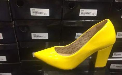 Sapato Scarpin Amarelo Verniz Salto Grosso Alto Bico Fino - Calçados Etc - Scarpin Feminino - Magazine Luiza