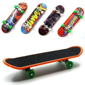 Brinquedo Skate De Dedo Profissional Mini Skatinho De Dedo Barato +  Giroscópio - Online - Skate de Dedo - Magazine Luiza