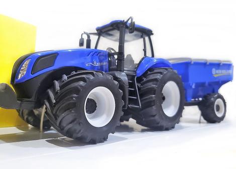 Brinquedo Infantil Trator T8 New Holland Usual - 585 - Fabrica da Alegria