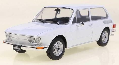 Volkswagen Brasilia 1976 California Toys Classic Branca 1/24