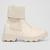 Bota Chelsea Look Fashion Tratorada Feminina Off white