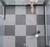 Kit 18 Tapete Modular Superfície antiderrapante para box banheiro sauna vestiário 30x30 Branco e Cinza
