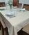 Toalha de mesa  4 lugares em tecido jacquard - excelente qualidade e acabamento - mtm enxovais Creme