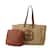 Conjunto marrom