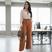 Calça caramelo blusa listrada