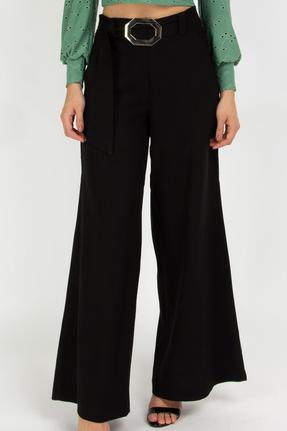 calça pantalona com suspensorio