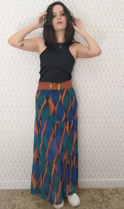 saia longa com cinto embutido