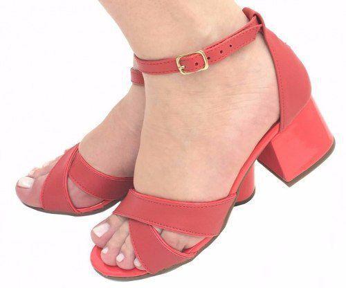 sandalia vermelha salto grosso baixo