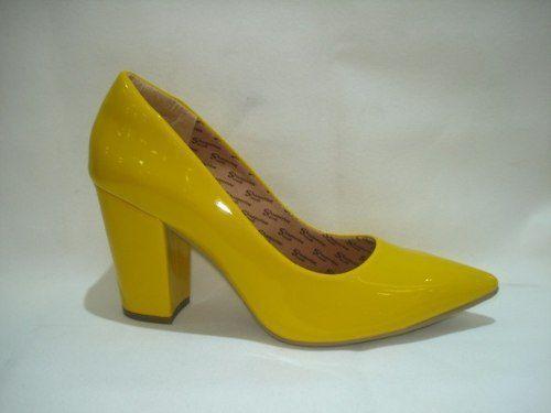 Scarpin Amarelo Salto Alto Grosso Bico Fino Verniz - Calçados Etc - Scarpin Feminino - Magazine Luiza