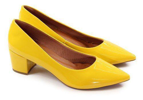 scarpin amarelo salto baixo