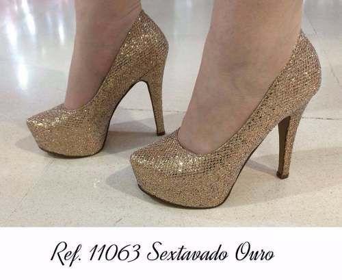 scarpin com brilho