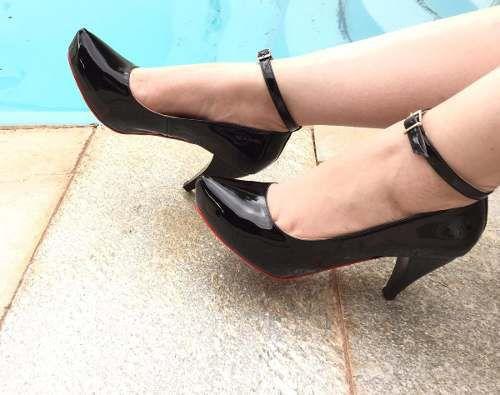 scarpin preto meia pata salto medio
