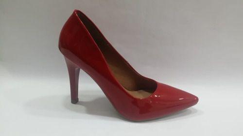 scarpin vermelho salto fino