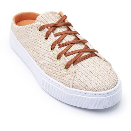 tenis com salto de palha