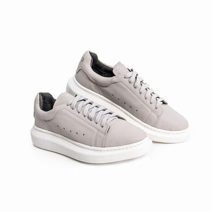 tenis flatform cinza