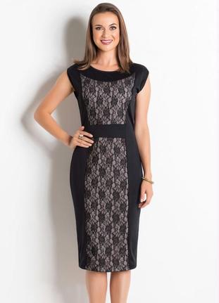 vestido de renda preto com forro bege