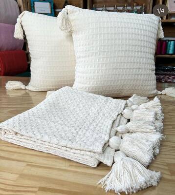 kit Peseira Casal de Luxo e Almofada Pompom 100% Algodão