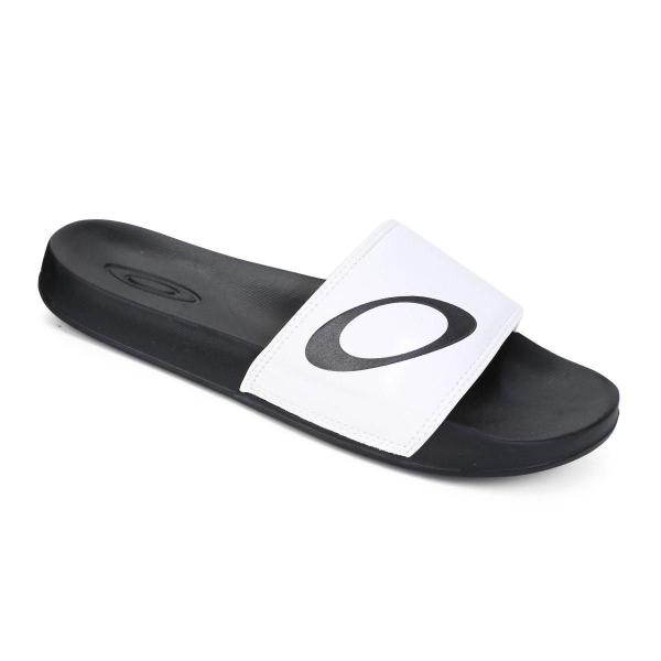 chinelo malibu