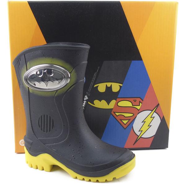 bota de chuva amarela