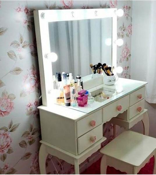 Papel de parede em tons bege, cinza e rosa - Papel E Parede Adesivos Imagem de Papel de parede em tons bege, cinza e rosa