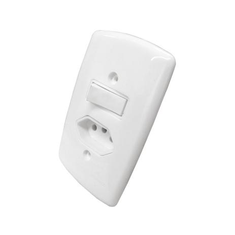 1 Interruptor Paralelo e 1 Tomada Univ 2P+T 20A Com Placa 4x2 (Branco) - Mônaco idm - Dicompel Menor preço em 1 Interruptor Paralelo e 1 Tomada Univ 2P+T 20A Com Placa 4x2 (Branco) - Mônaco idm - Dicompel