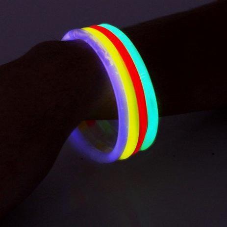 100 Pulseiras Neon + 45 Máscaras Holográficas - Aluá festas é boa?