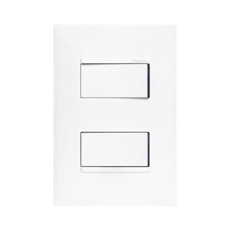 2 Interruptores Paralelos 4x2 Branco Pial Plus + - Legrand Menor preço em 2 Interruptores Paralelos 4x2 Branco Pial Plus + - Legrand