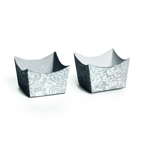 Menor preço em 24 Forminhas Doce Quad Arabesco Prata  Decoração Festas - Cromus