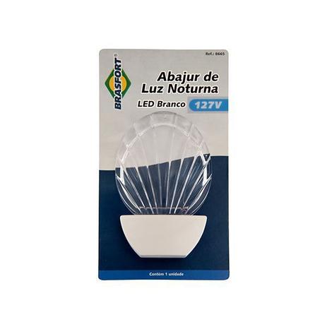 Abajur luz not. led concha 127v br. 8656 brasfort é ruim? Abajur luz not. led concha 127v br. 8656 brasfort é boa?