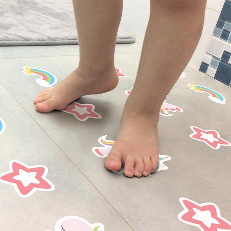 Adesivo Piso Banheiro Antiderrapante Infantil Unicornios - Quartinhos é boa?