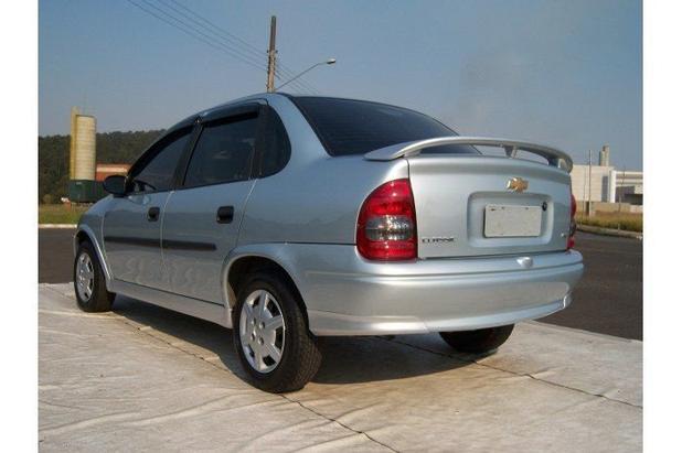 Aerofólio Esportivo Corsa Sedan e Classic 95 96 97 98 99 00 01 02 03 04 05 06 07 08 09 10 Preto TG Poli Menor preço em Aerofólio Esportivo Corsa Sedan e Classic 95 96 97 98 99 00 01 02 03 04 05 06 07 08 09 10 Preto TG Poli