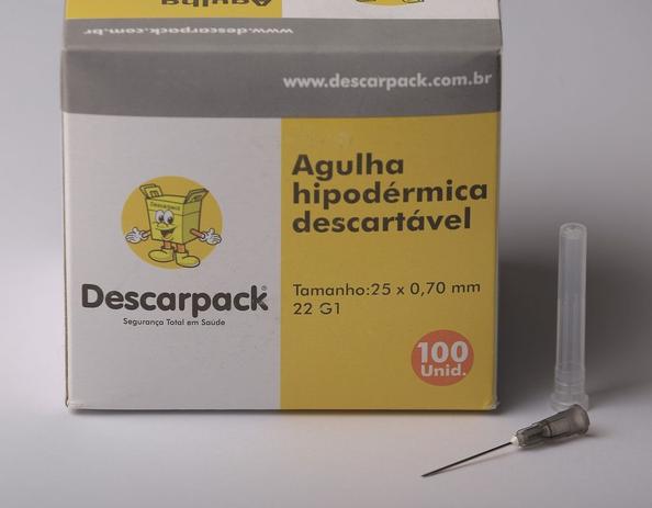 Agulha Hipodérmica Descartável 25x7 - C/100 - Descarpack Menor preço em Agulha Hipodérmica Descartável 25x7 - C/100 - Descarpack