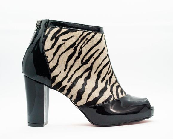 salto ankle boot