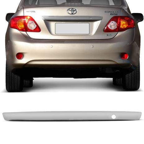 Aplique Cromado Moldura Porta Malas Toyota Corolla 08 a 11 com Furo para Chave Encaixe Sob Medida - Shekparts Menor preço em Aplique Cromado Moldura Porta Malas Toyota Corolla 08 a 11 com Furo para Chave Encaixe Sob Medida - Shekparts