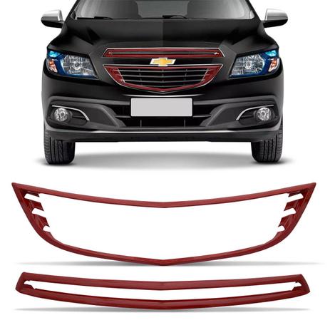Aplique Para Grade Dianteira Chevrolet Onix 2013 a 2016 Vermelho 2 Peças - Nk brasil Menor preço em Aplique Para Grade Dianteira Chevrolet Onix 2013 a 2016 Vermelho 2 Peças - Nk brasil