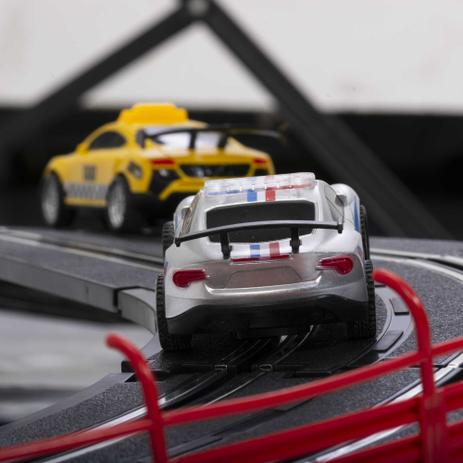 Autorama Infantil Auto Pista Turbo Circuito 3 Formatos DMToys - DM Toys Menor preço em Autorama Infantil Auto Pista Turbo Circuito 3 Formatos DMToys - DM Toys