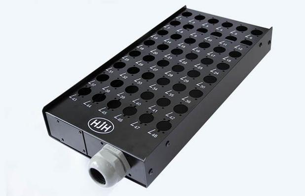 Bandeja Medusa Hjh Metal 48 Vias Com Prensa Cabo De Nylon Menor preço em Bandeja Medusa Hjh Metal 48 Vias Com Prensa Cabo De Nylon