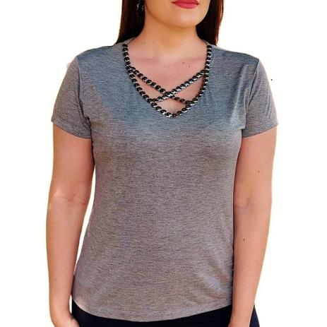 blusa bordada com pedraria