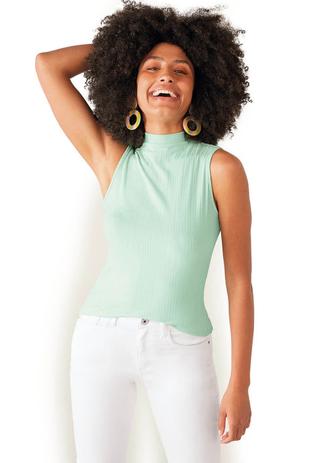 blusa de gola alta feminina justa no corpo
