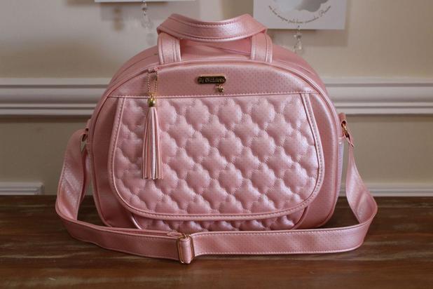 Bolsa Média maternidade- Coleção Cristal Rosa chá - By children Menor preço em Bolsa Média maternidade- Coleção Cristal Rosa chá - By children