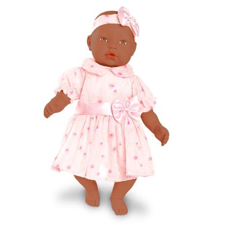 Boneca Bebê - Baby By Jensen - Negra - Vestido Rosa Claro com Flores - Roma Jensen Menor preço em Boneca Bebê - Baby By Jensen - Negra - Vestido Rosa Claro com Flores - Roma Jensen