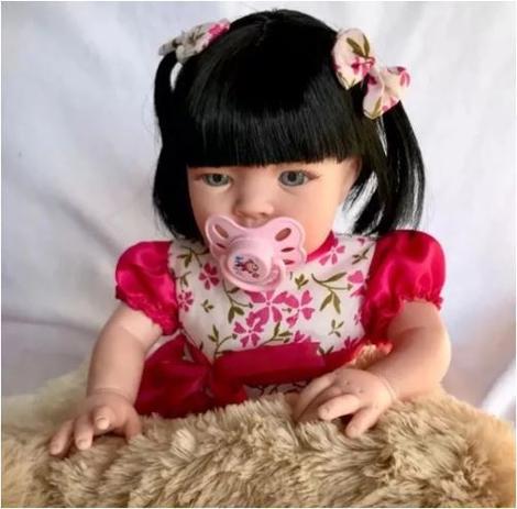 Boneca Bebê Realista - com Kit Acessórios - Sid-Nyl Menor preço em Boneca Bebê Realista - com Kit Acessórios - Sid-Nyl