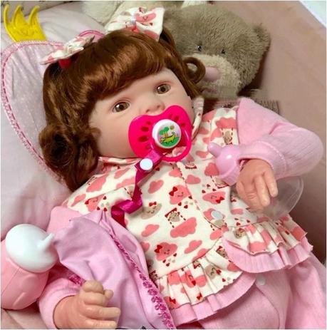 Boneca Tipo Bebe Reborn Realista + Kit Acessórios 14 Ítens no Shoptime