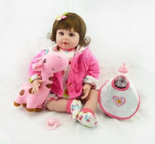 Bebê Reborn Boneca Realista Larinha 53cm com 25 Acessórios em Promoção na  Americanas