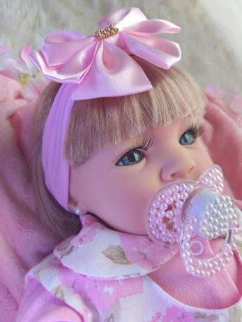 Boneca Bebê Reborn Realista 100% Silicone Bonita Fio a Fio no Shoptime