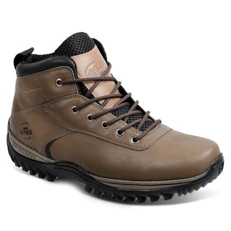 bota sandro republic